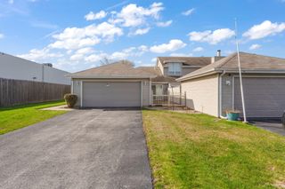 823 Spruce Lane, Schererville, IN 46375