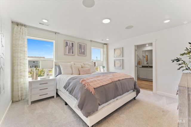 7925 E Beaufort St, Nampa, ID 83687