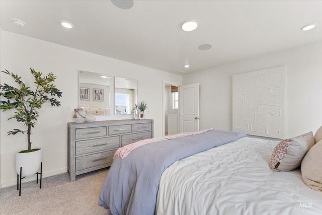 7925 E Beaufort St, Nampa, ID 83687