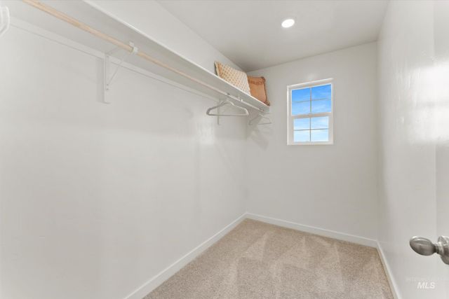 7925 E Beaufort St, Nampa, ID 83687