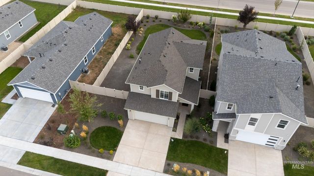 7925 E Beaufort St, Nampa, ID 83687