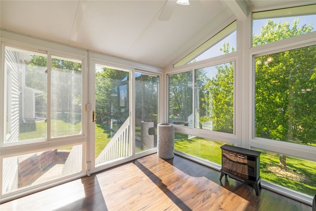 15164 Hawthorn Drive, Clive, IA 50325