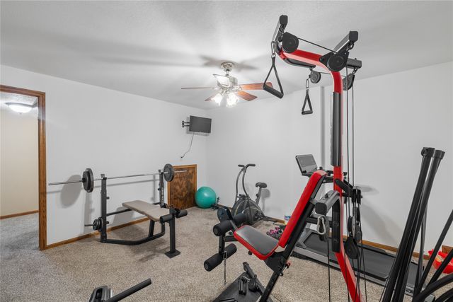 15164 Hawthorn Drive, Clive, IA 50325