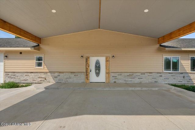 30763 N Sienna LOOP, Athol, ID 83801