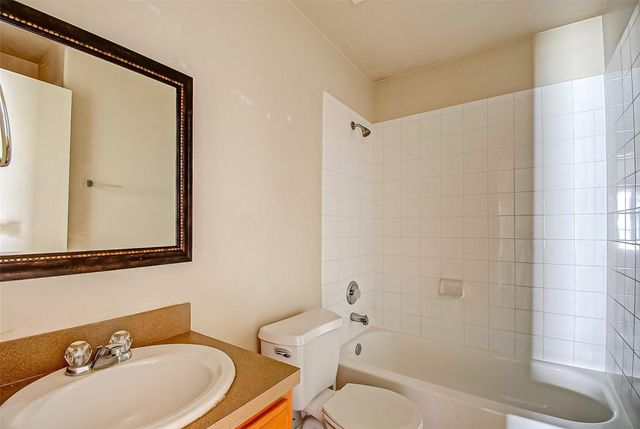 21206 Wortham Oaks Drive, Humble, TX 77338