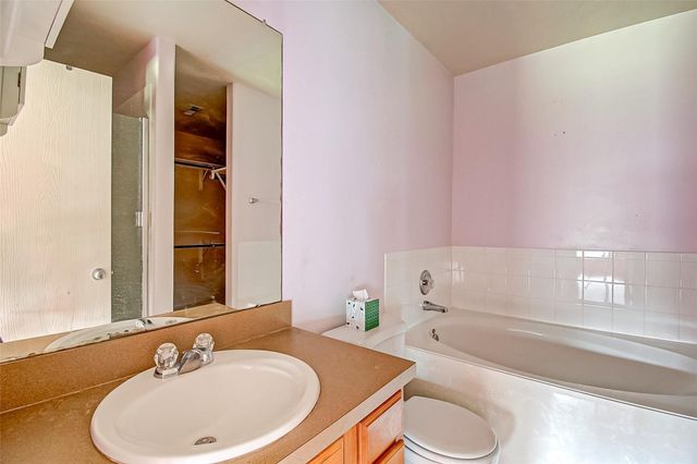 21206 Wortham Oaks Drive, Humble, TX 77338