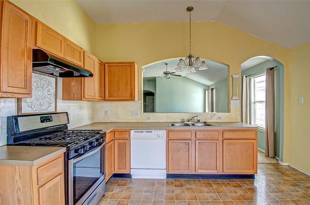 21206 Wortham Oaks Drive, Humble, TX 77338