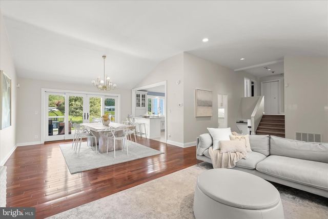3412 MANOR HILL, Baltimore, MD 21208