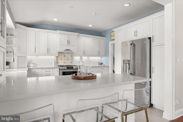 3412 MANOR HILL, Baltimore, MD 21208