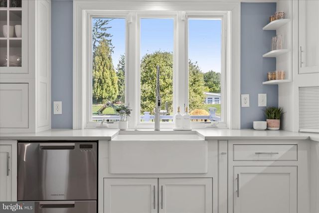 3412 MANOR HILL, Baltimore, MD 21208