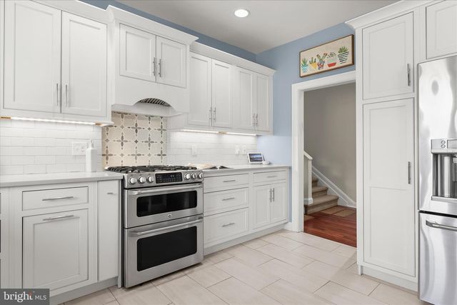 3412 MANOR HILL, Baltimore, MD 21208