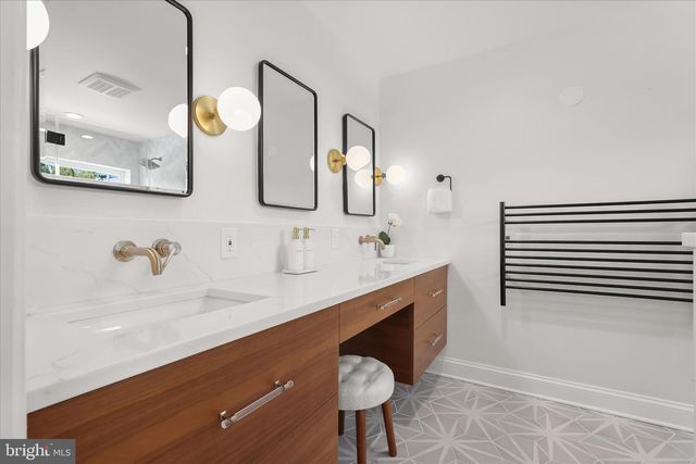 3412 MANOR HILL, Baltimore, MD 21208