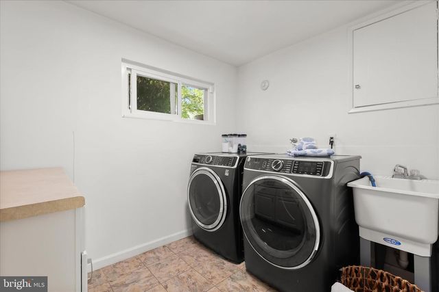3412 MANOR HILL, Baltimore, MD 21208