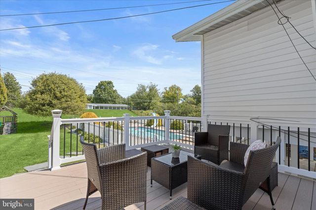 3412 MANOR HILL, Baltimore, MD 21208