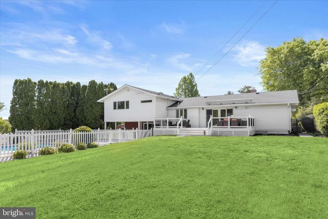 3412 MANOR HILL, Baltimore, MD 21208