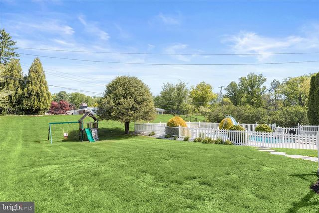 3412 MANOR HILL, Baltimore, MD 21208
