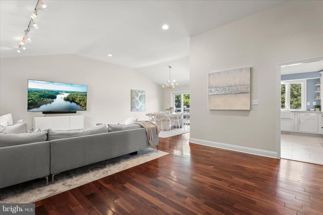 3412 MANOR HILL, Baltimore, MD 21208