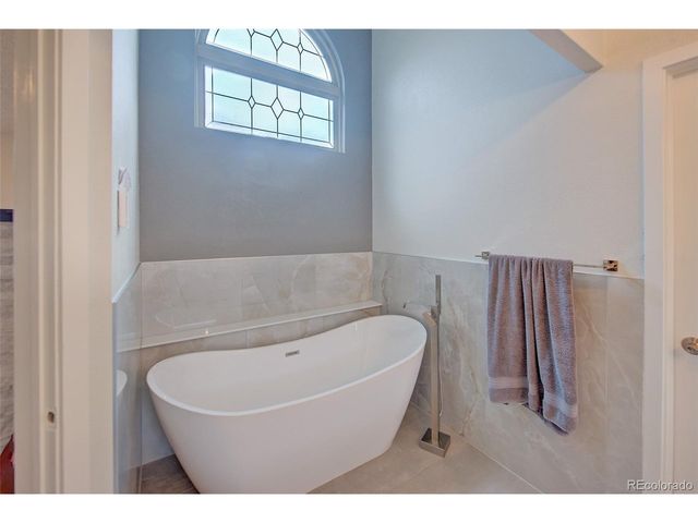 11953 W 56th Cir, Arvada, CO 80002