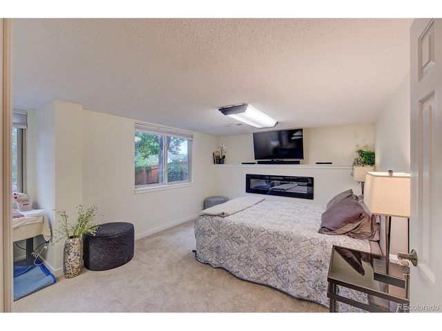 11953 W 56th Cir, Arvada, CO 80002