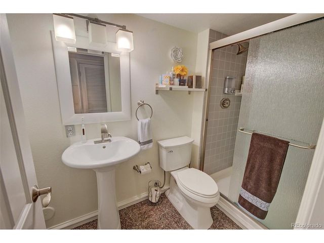 11953 W 56th Cir, Arvada, CO 80002