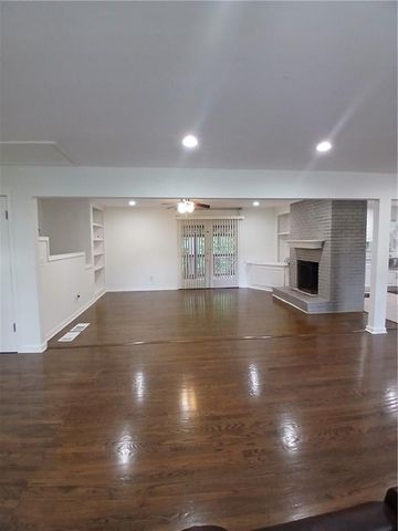 5808 Darry Circle, Norcross, GA 30093