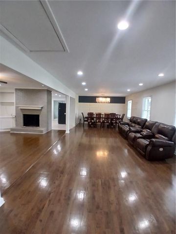 5808 Darry Circle, Norcross, GA 30093