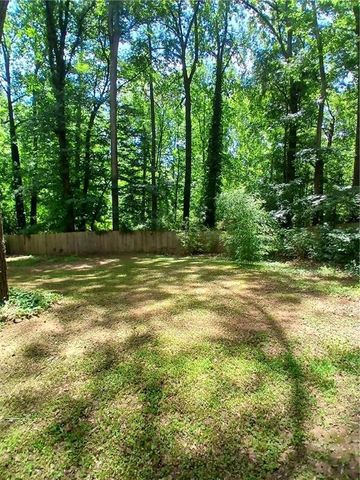5808 Darry Circle, Norcross, GA 30093