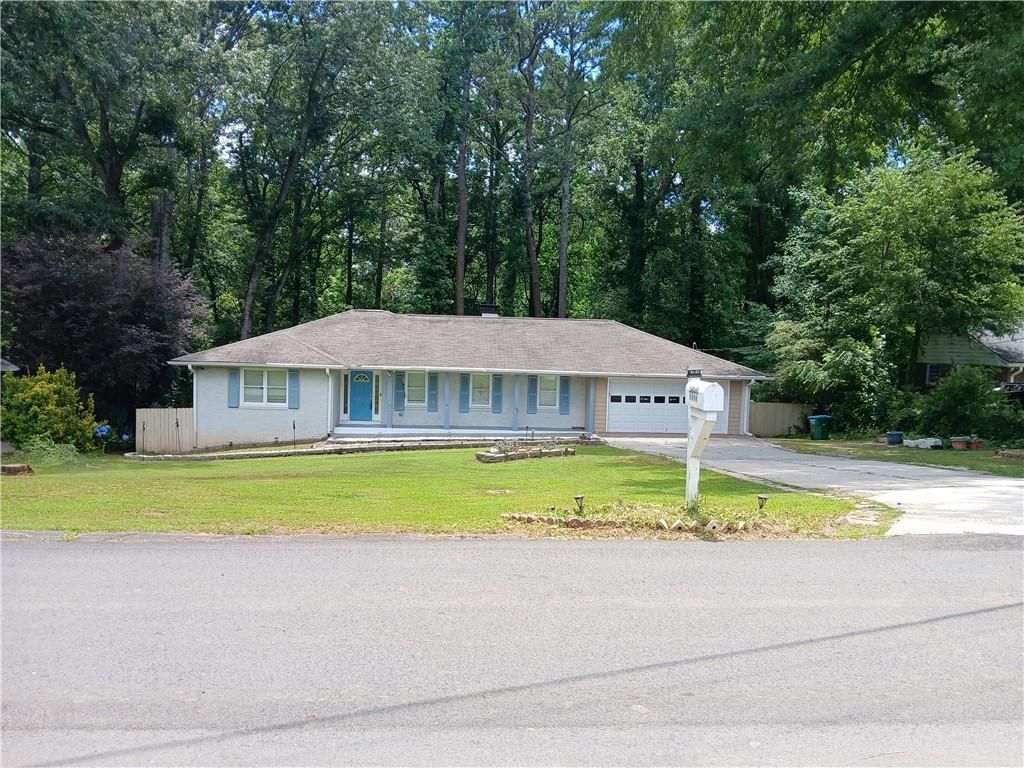 5808 Darry Circle, Norcross, GA 30093