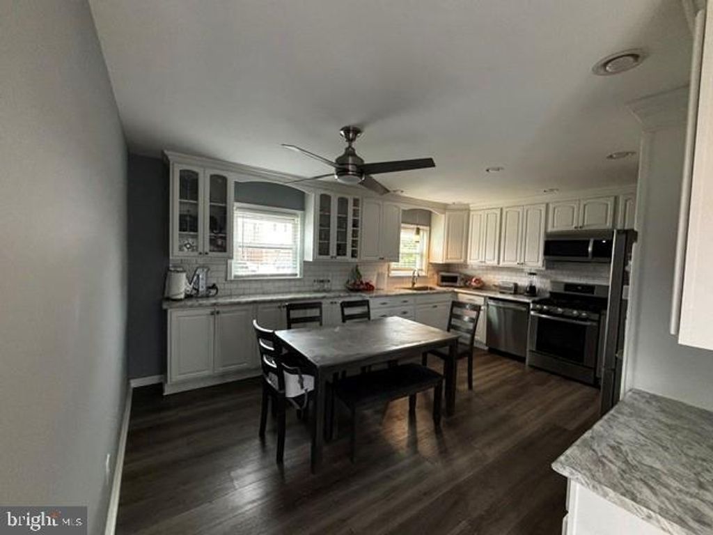 2750 CLAYTON ST, Philadelphia, PA 19152 — photo 4