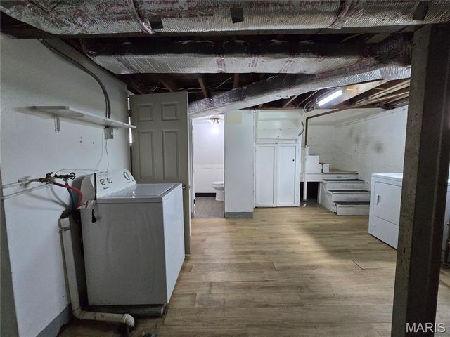 10220 Niblic Drive, Overland, MO 63114