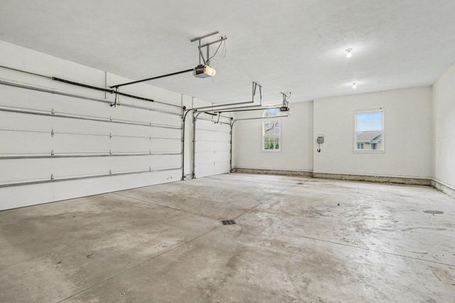 5776 Creekridge Drive, Thornapple Twp, MI 49333