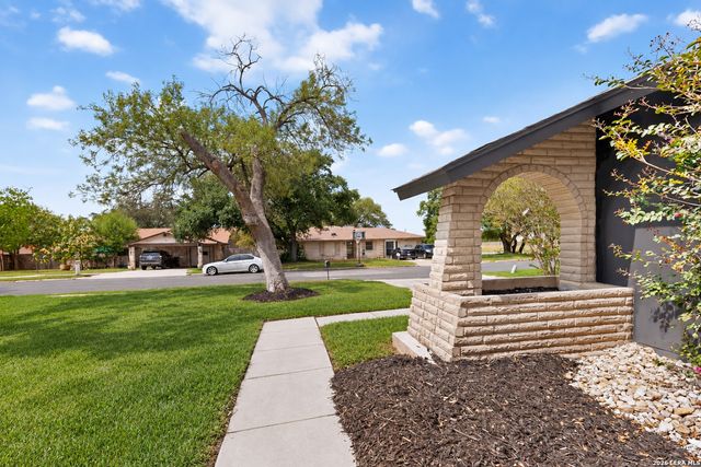 5618 FOREST LAKE ST, San Antonio, TX 78244