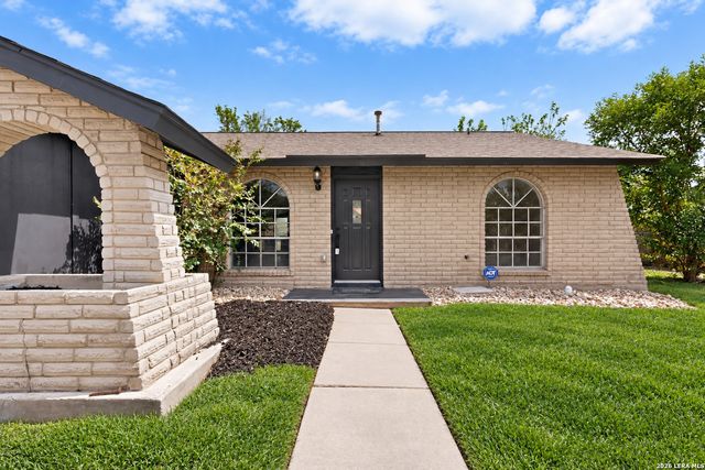 5618 FOREST LAKE ST, San Antonio, TX 78244