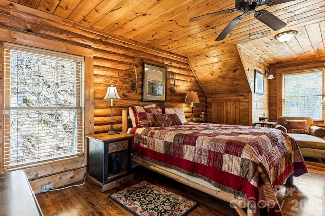 195 Justin Ridge, Clyde, NC 28721