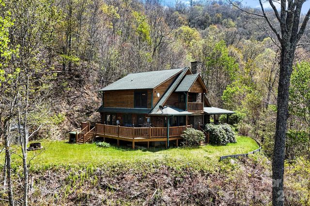 195 Justin Ridge, Clyde, NC 28721