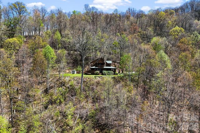 195 Justin Ridge, Clyde, NC 28721