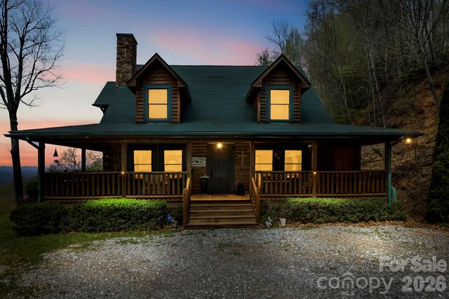195 Justin Ridge, Clyde, NC 28721