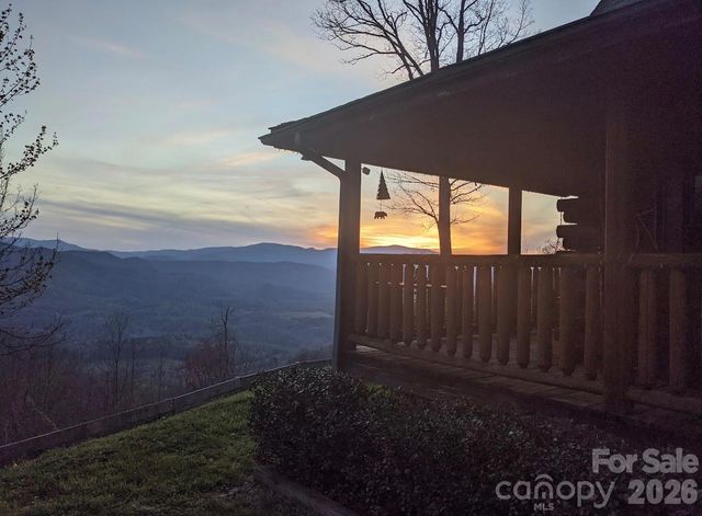 195 Justin Ridge, Clyde, NC 28721