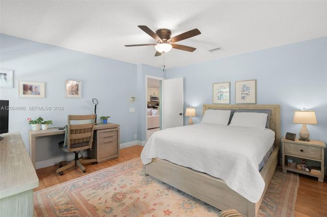 4108 Pine Ridge Ln, Weston, FL 33331