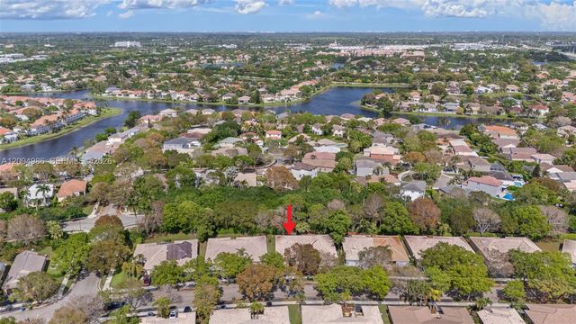 4108 Pine Ridge Ln, Weston, FL 33331