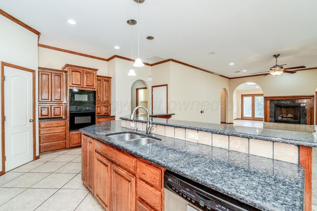 7712 PINERIDGE Drive, Amarillo, TX 79119