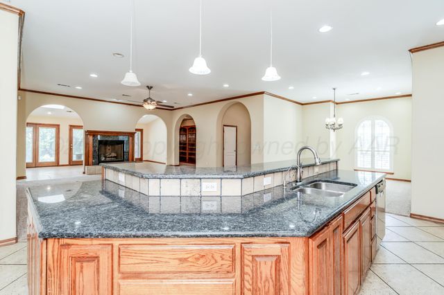 7712 PINERIDGE Drive, Amarillo, TX 79119