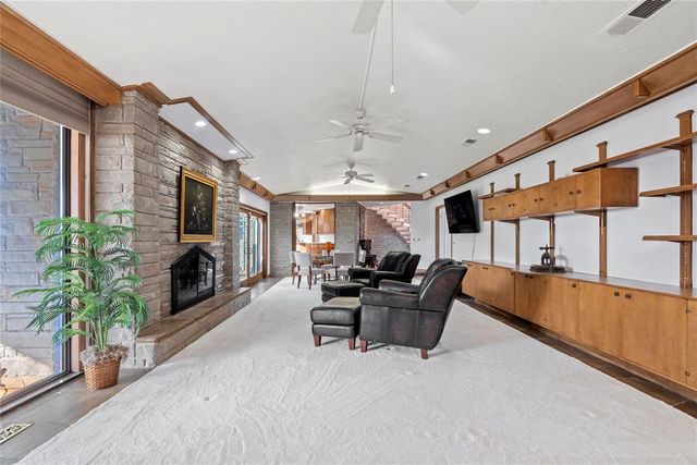 2961 Twin Acres Drive, Norman, OK 73071