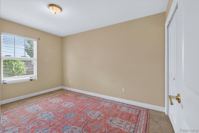 15934 Athens Avenue, Clinton Township, MI 48035