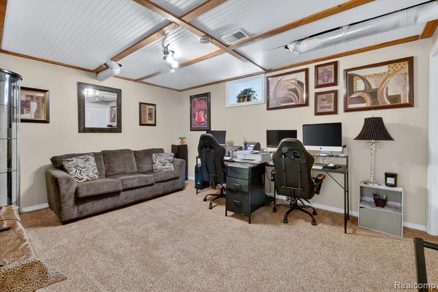 15934 Athens Avenue, Clinton Township, MI 48035