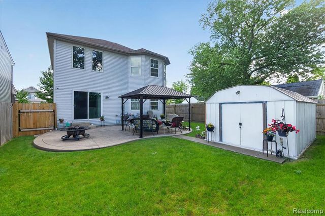 15934 Athens Avenue, Clinton Township, MI 48035