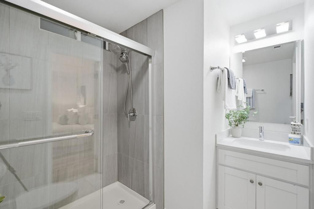 Image 19 of property listing at 151 Verbena Drive, East Palo Alto, CA 94303