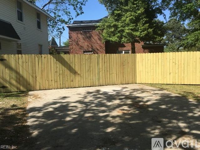 2702 Bowdens Ferry RD, Norfolk, VA 23508