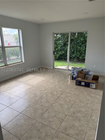 7600 NW 38th Ct 16, Davie, FL 33024