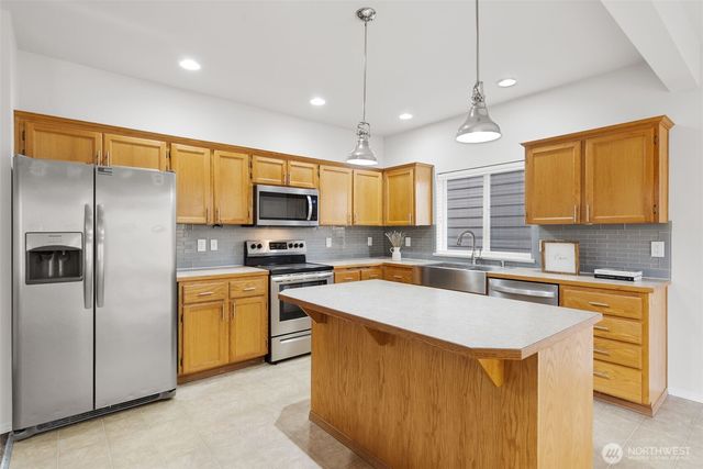 11510 185th St E, Puyallup, WA 98374